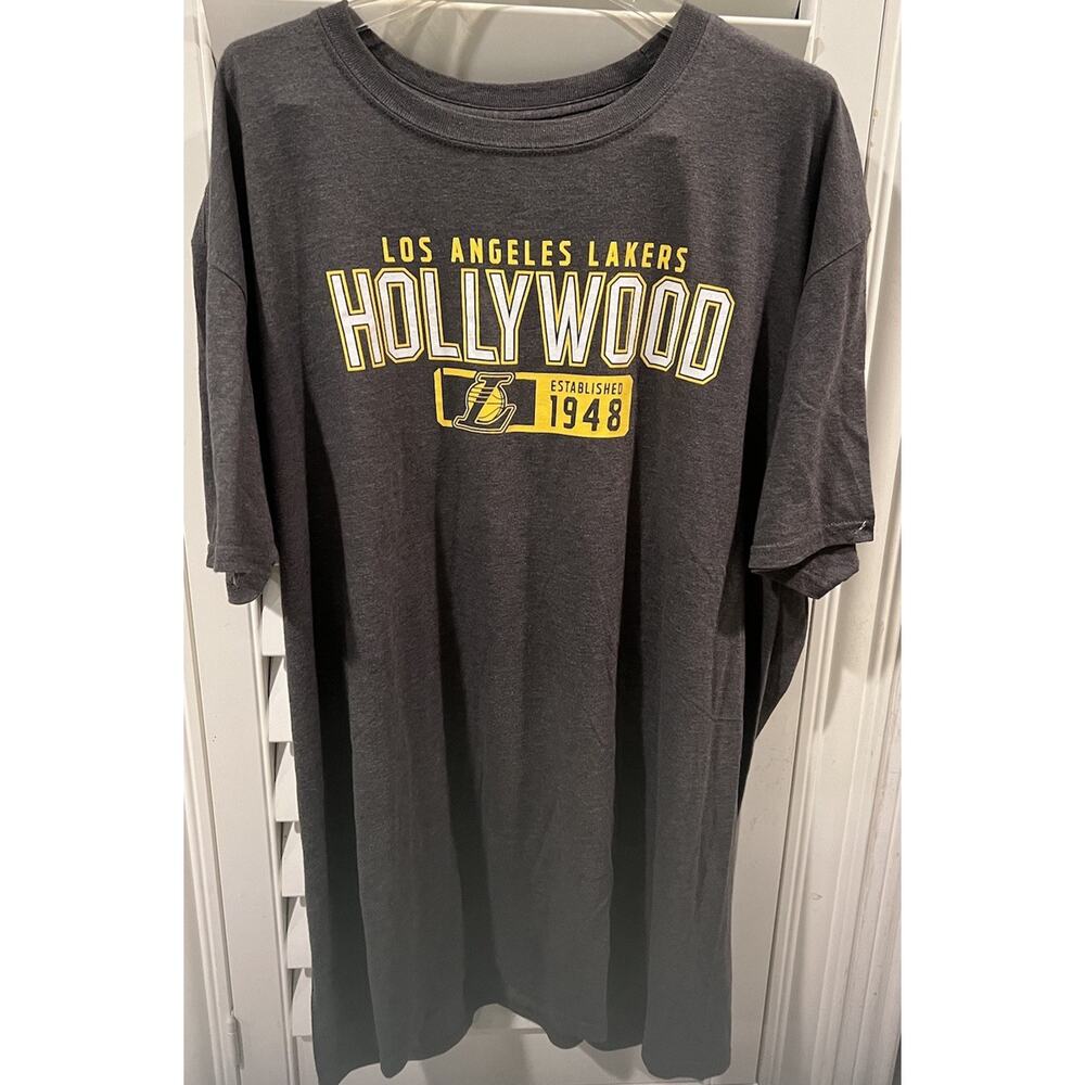 NBA Official Los Angeles Lakers "Hollywood Established 1948" Gray Shirt XL